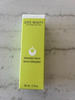Juice Beauty Antioxidant Serum in Bright Lime Green